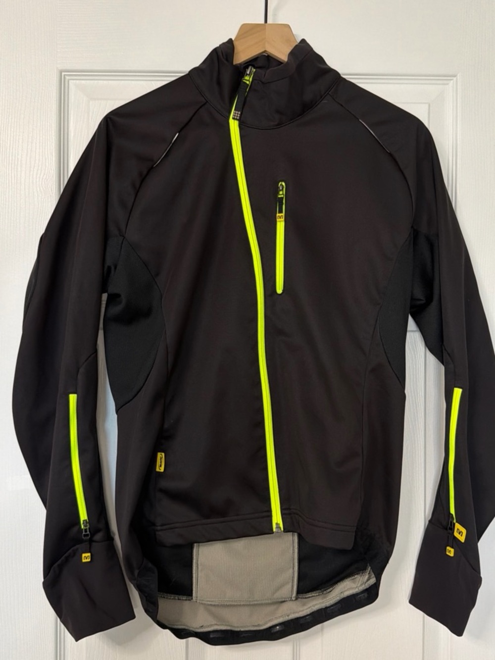 Mavic Men’s Cycling Full Zip Softshell Jacket L Black/Yellow Ergo Cuff org $240